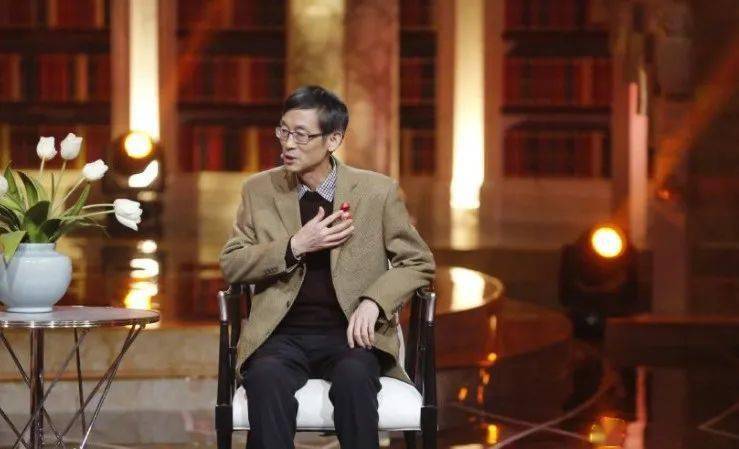 朋友圈刷屏的校长,究竟是个怎样的人?_郭小平