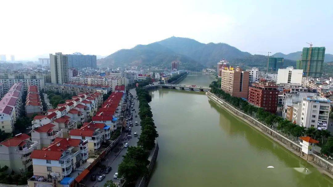 岑溪向全世界发出邀请石博会我在岑溪等你来共赴这场盛宴