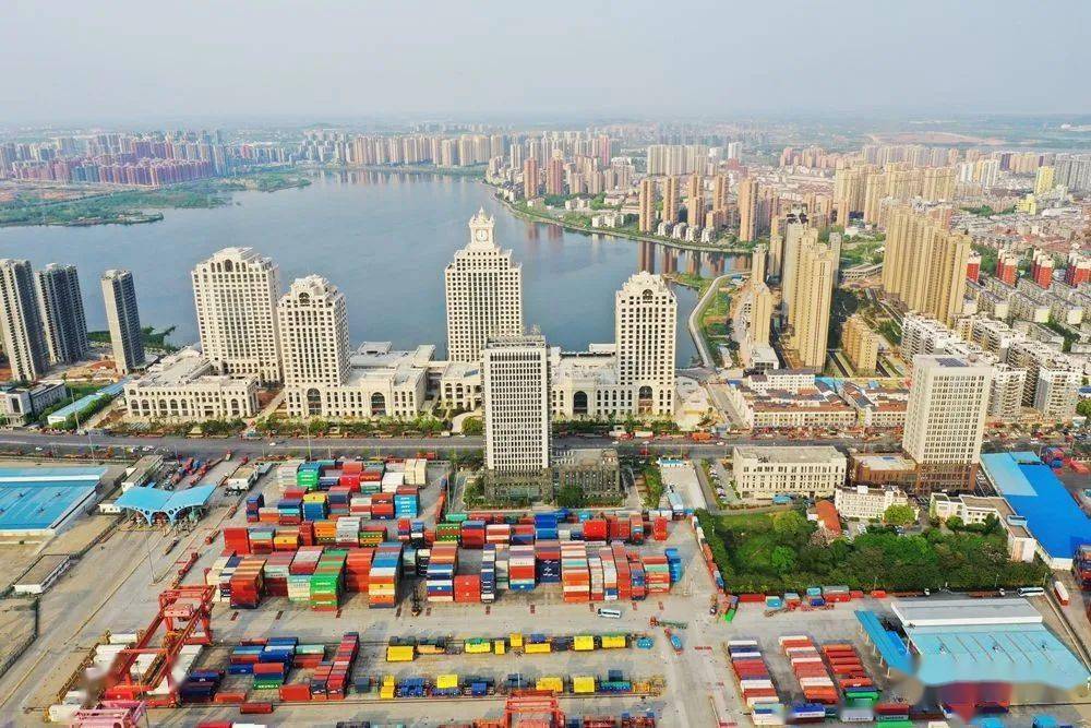 提供50000个就业岗位阳逻再添新地标