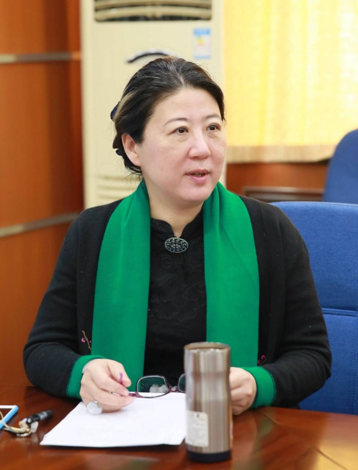 文旅部:田沁鑫任国家话剧院院长,冯俐任中国儿艺剧院院长