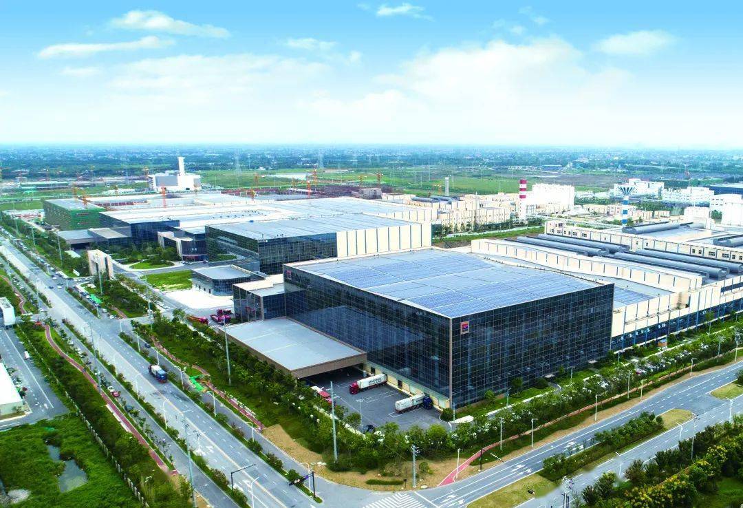 智能制造基地当智能制造成为高质量发展的新引擎,中国巨石早已开启