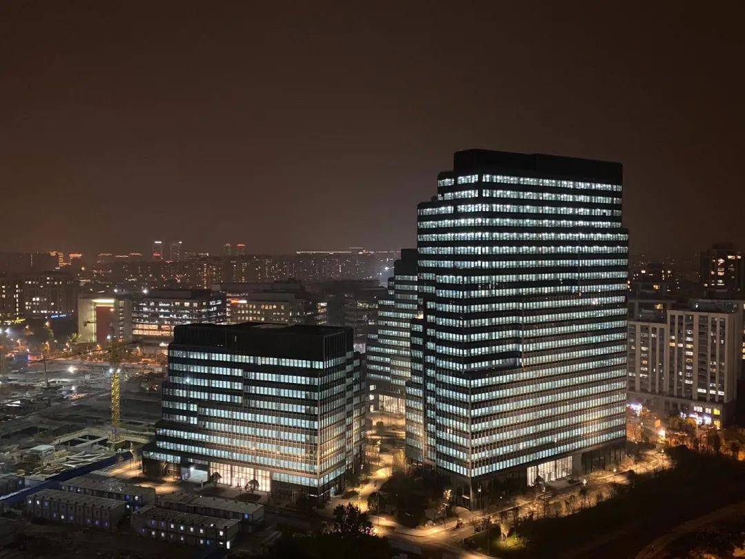 匠心绘制中建三局一公司打造城市山谷