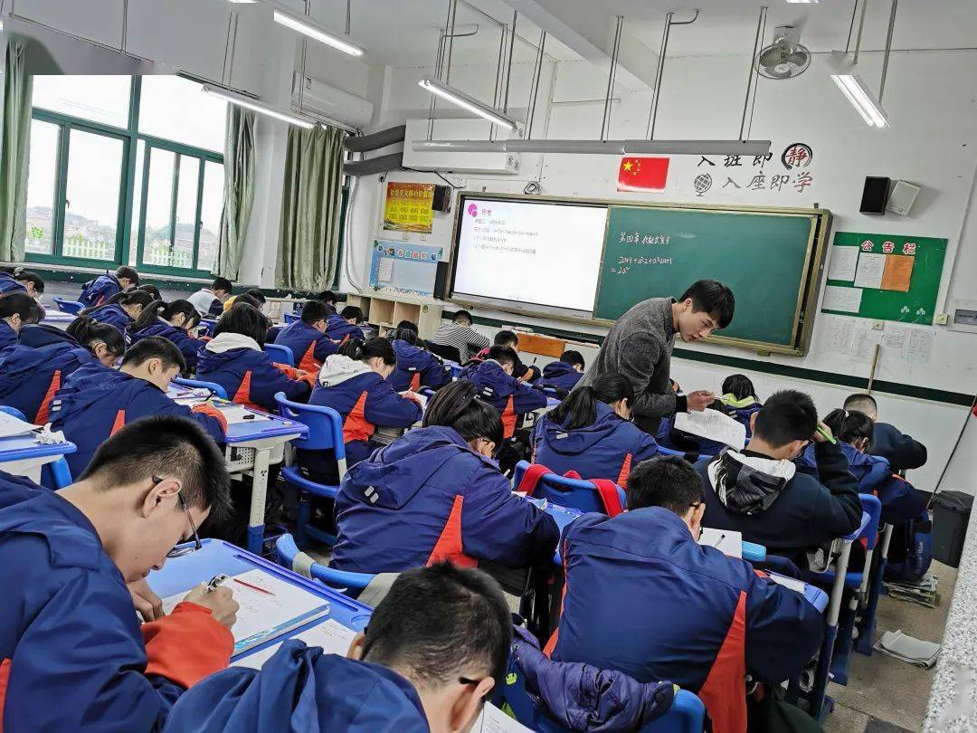 提质强校在行动朝气蓬勃在仁中仁和中学举办博雅课堂节之新教师亮相课