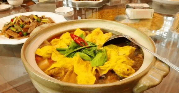 均州八大碗丹江口翘嘴鲌武当素斋你觉得十堰还有哪些必须"安利"的美食