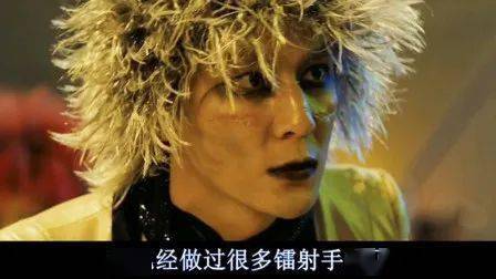 《新宿事件》里结局凄惨的阿杰;从青涩到熟练,22年来吴彦祖在角色的不