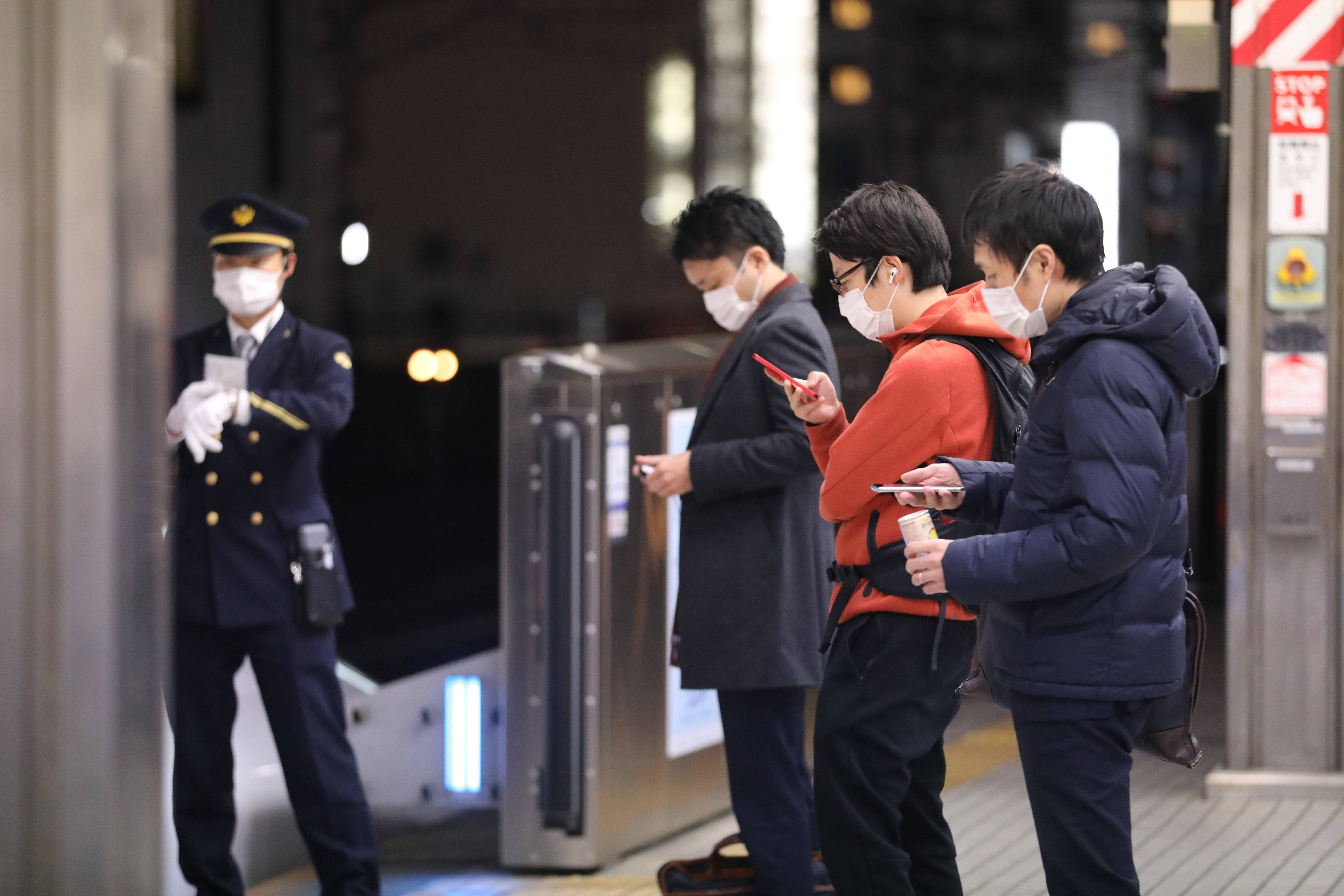 日本日增新冠确诊病例数达到新高_爱知县
