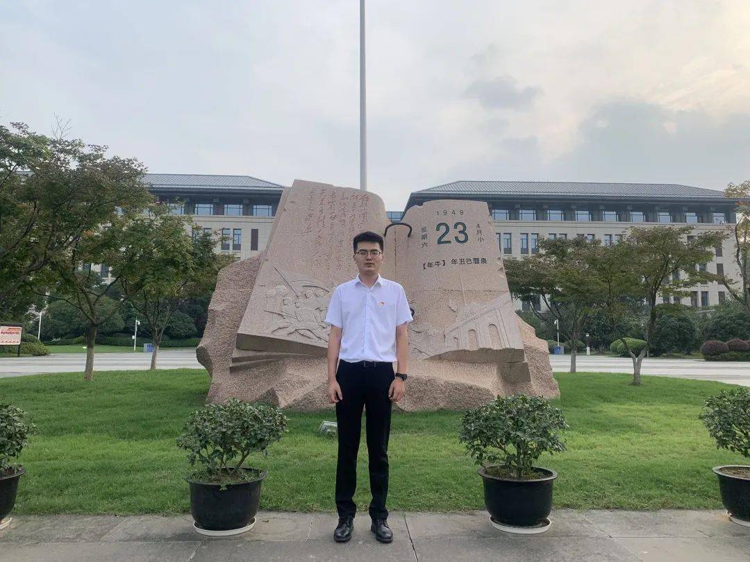 东南毕业生交通学院王家豪坚定选择脚踏实地