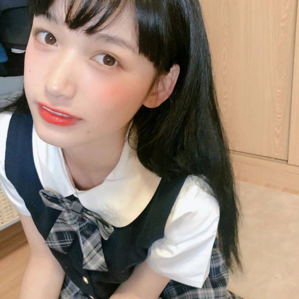 头像| 玩游戏真的会变年轻 我昨天玩王者荣耀时 大家都说我是小学生