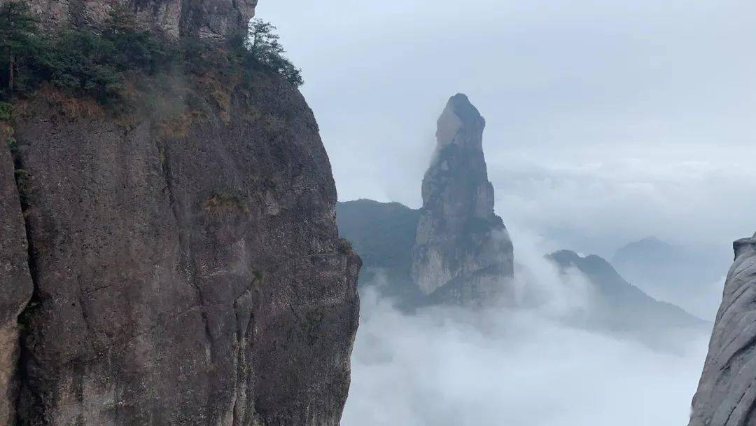 踩线结束后,我们前往仙居登云大健康温泉度假酒店享用午餐.