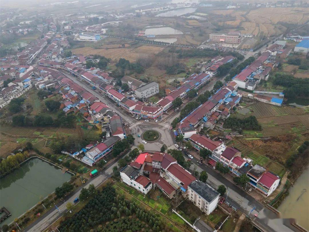 百神庙镇,是安徽省舒城县下辖镇,地处舒城县东北部.