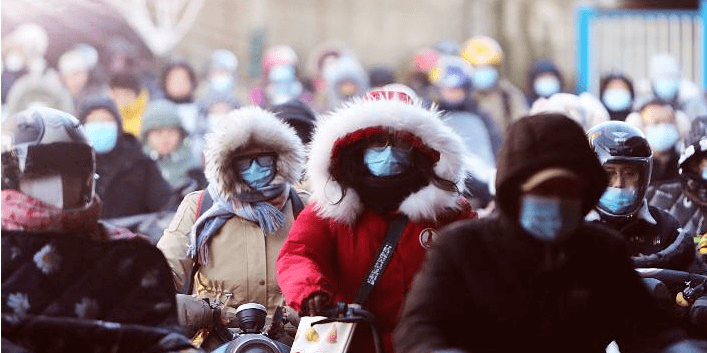 天寒地冻冰天雪地图片