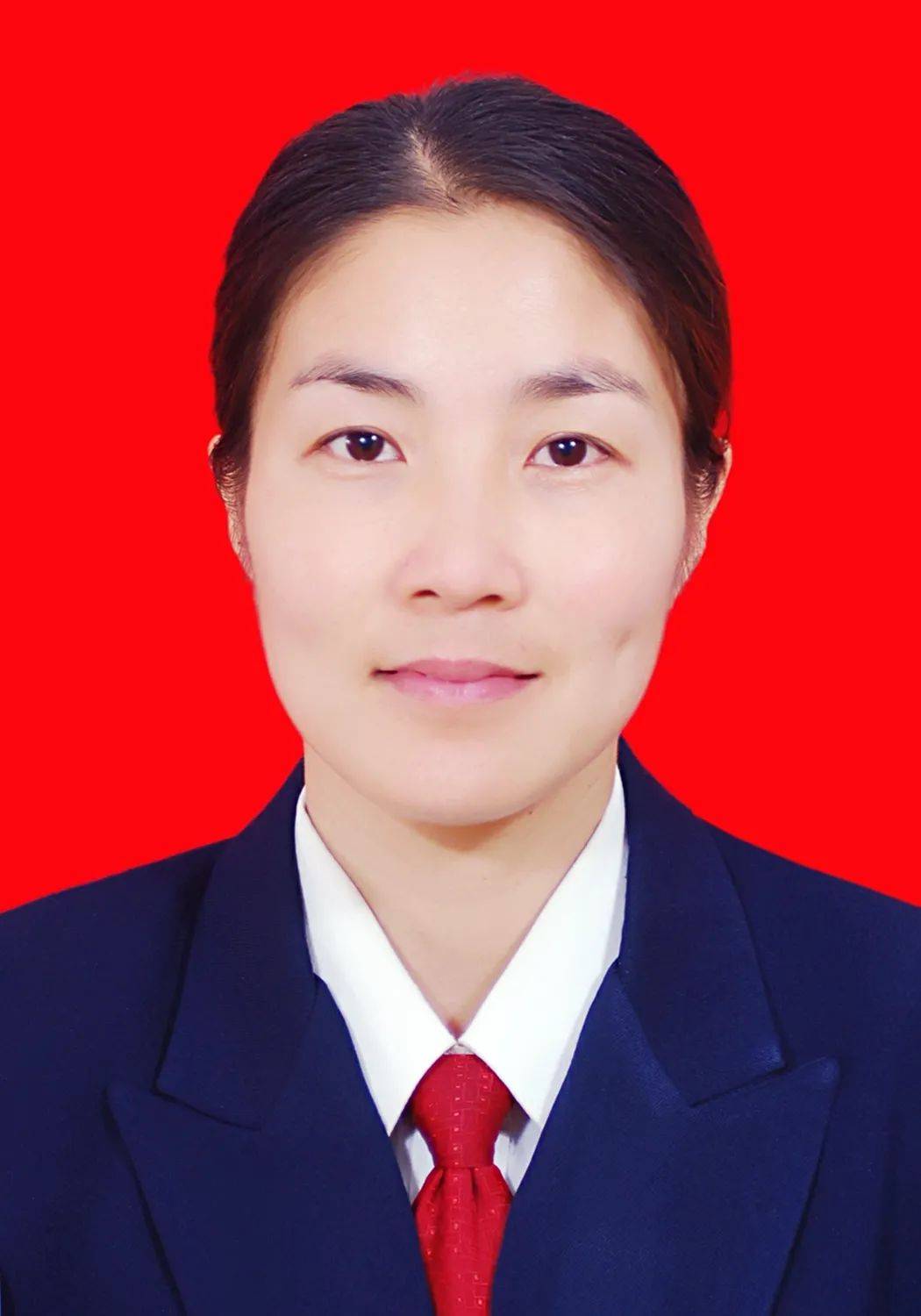 谢阿兰简历据了解,资兴市,湖南省辖县级市,由郴州市代管,位于湖南省东