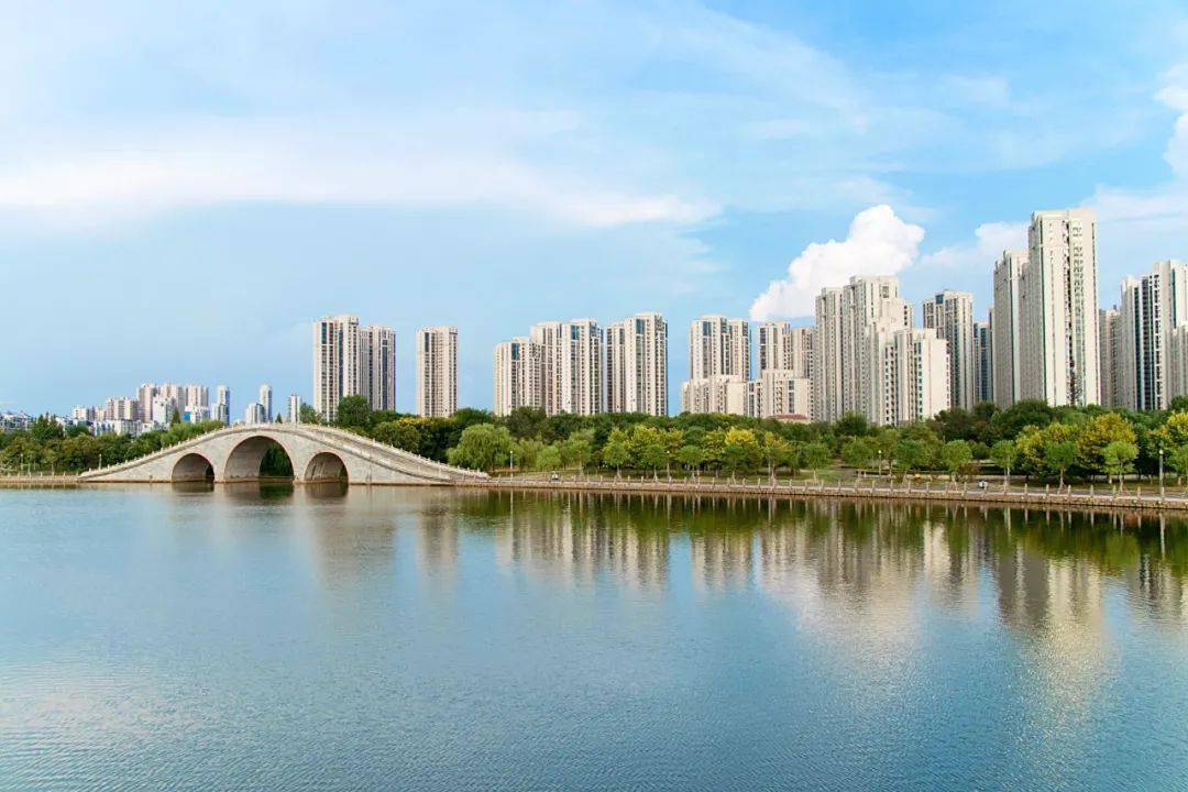 每天步行上学丰城这些楼盘离学校不足500米