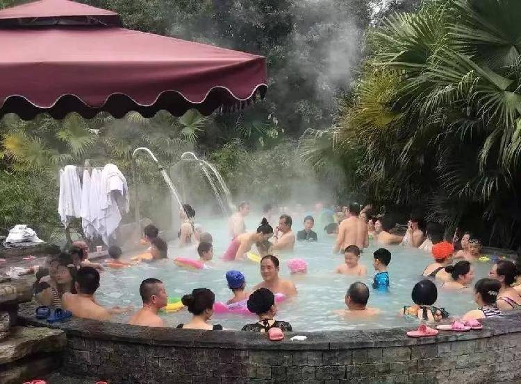 这些原生态的温泉美如画_铜梁