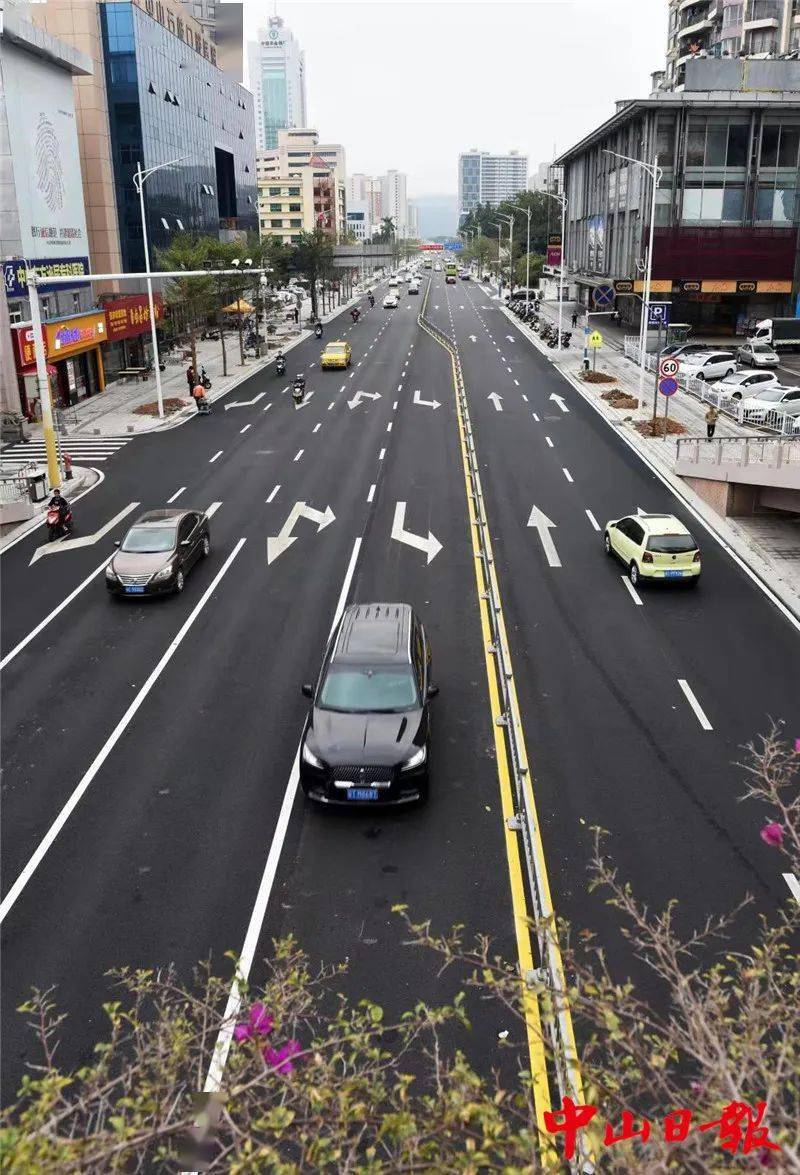 往南分别与泰安路,民权路,中山二路,南安路,博爱二路,白石路,广珠公路