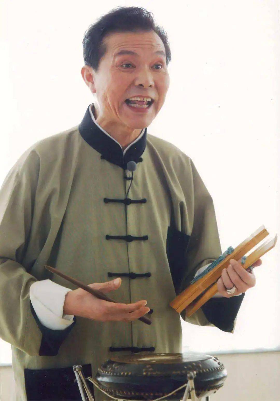 1, 湖北大鼓联唱《同击一面鼓,共圆传承梦》演唱者:张明智,葛声华,胡