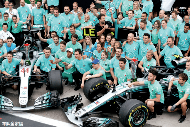 从"上古大神"到"混动之王"第二次世界大战之前,梅赛德斯-奔驰已经活跃