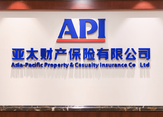 在信托业务方面,民生信托借助在财富,投资,投行,资管和融资五大领域的