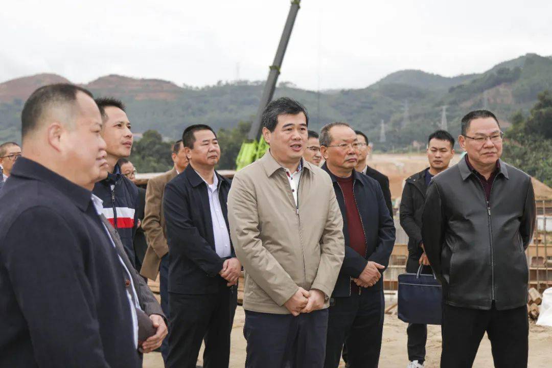 冲刺收官,全力推进!县领导到山城镇现场办公