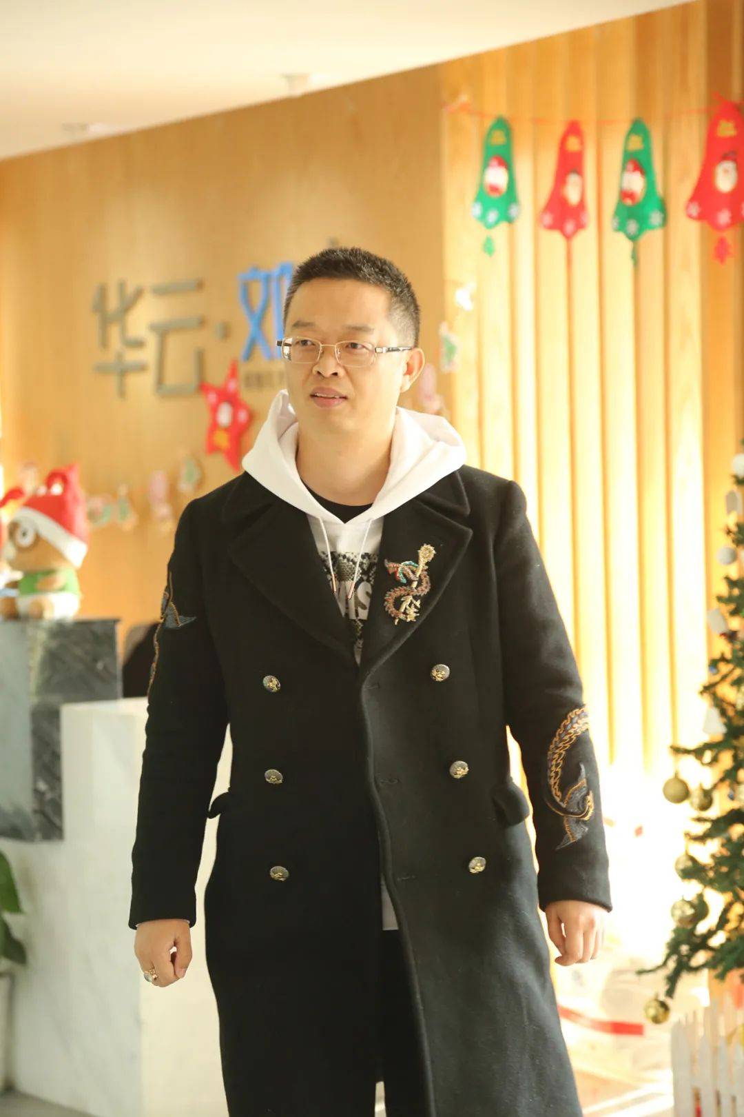 从读者寥寥到连续两年拿下中国网络文学作家影响力榜top10的大神,宅猪