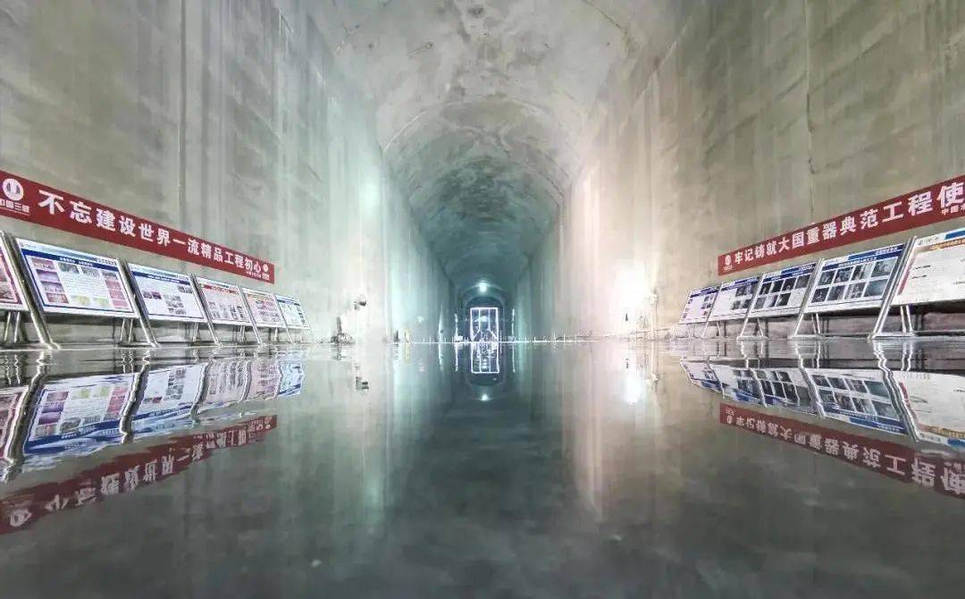 大国重器白鹤滩华东院设计的世界最大无压泄洪洞群建成