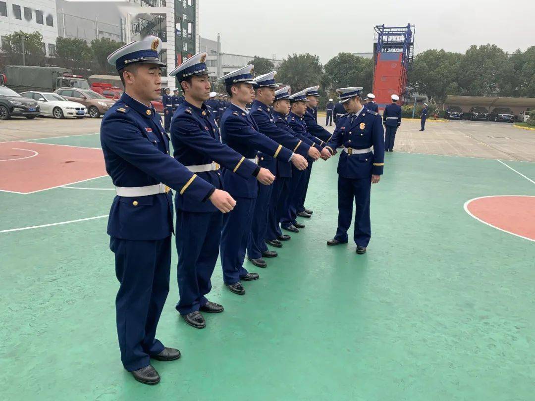 报告上海消防救援总队松江新训连准备好了