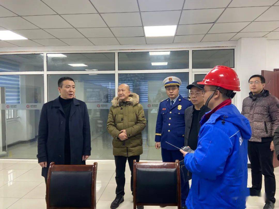 当天,吴旭东一行先后到金山现代城,灶市汽车站,耒阳南方水泥公司,伍家