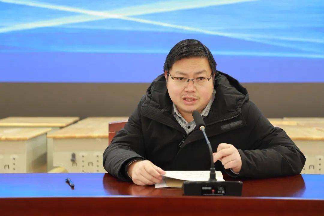 课后仙华外校的杨珺老师和壶江初中的徐锋伟老师分别就两位老师的课堂