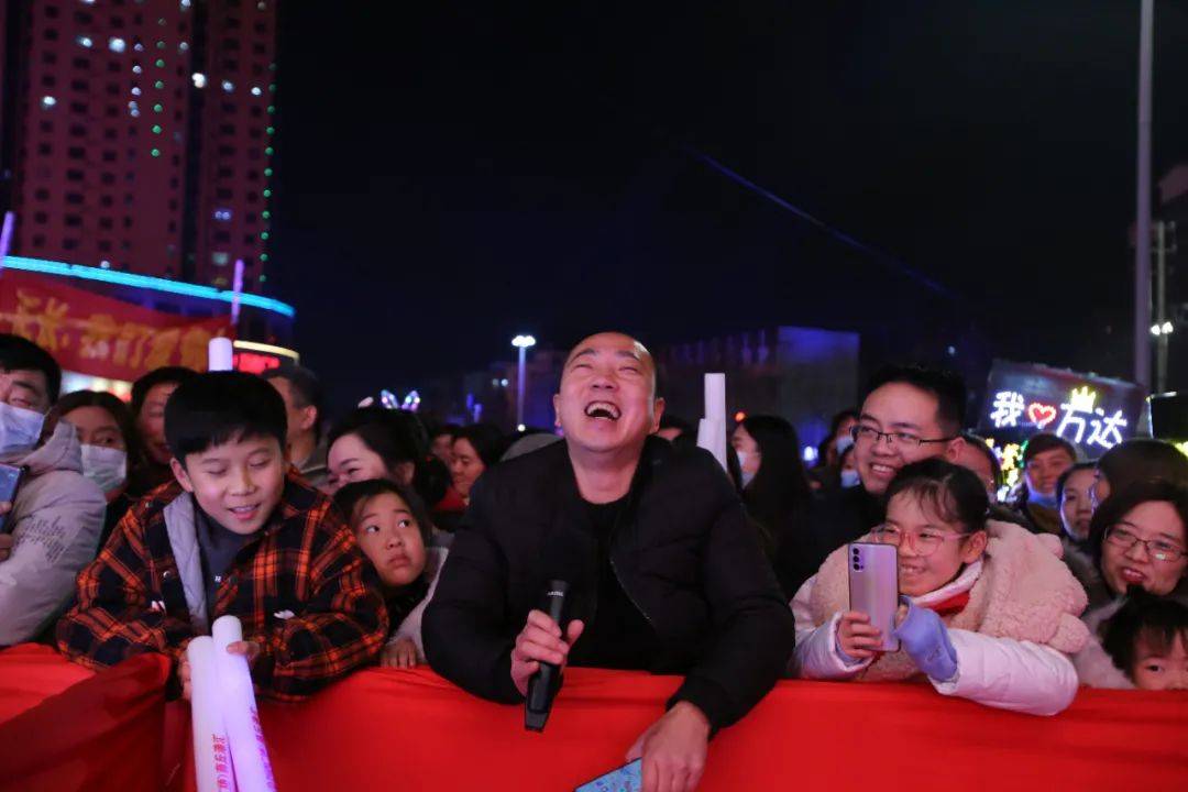 1007 壮观 | 主播激情献唱,沸腾整个商丘!