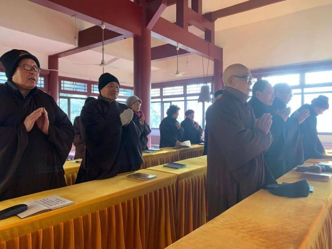 12月20日 ,每周末,上午9:00,宏觉寺常住僧众在念佛堂举行的《金刚经》