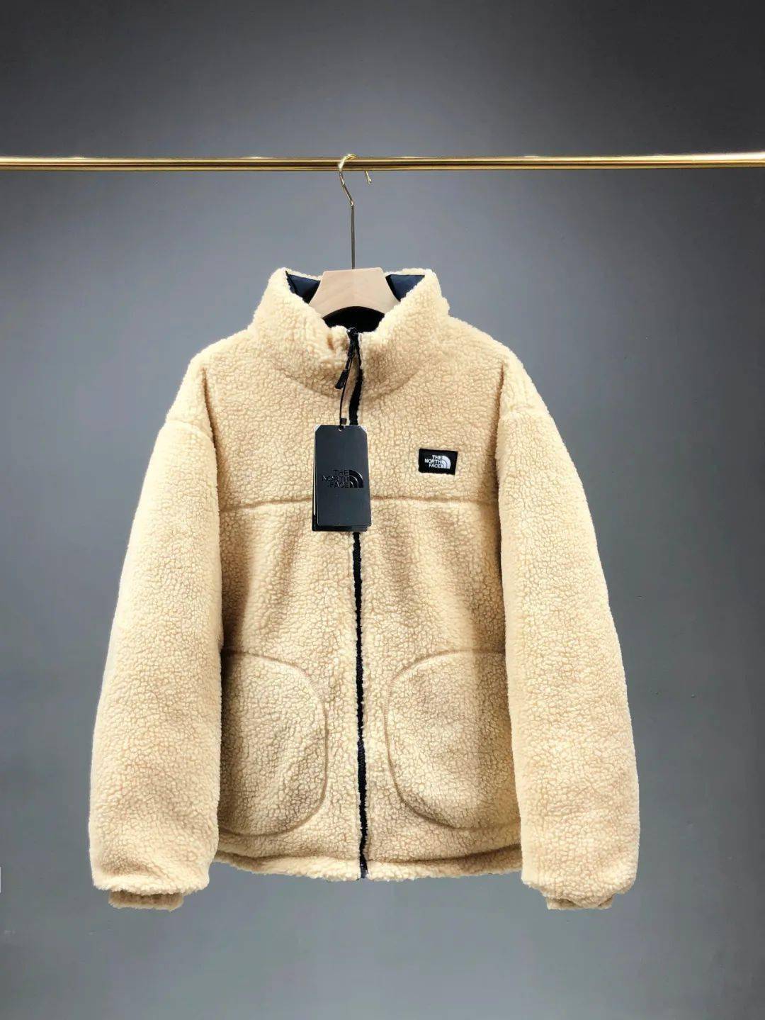 三色齐发tnf北mian家双面穿男女情侣款摇粒绒羊羔绒棉服外套