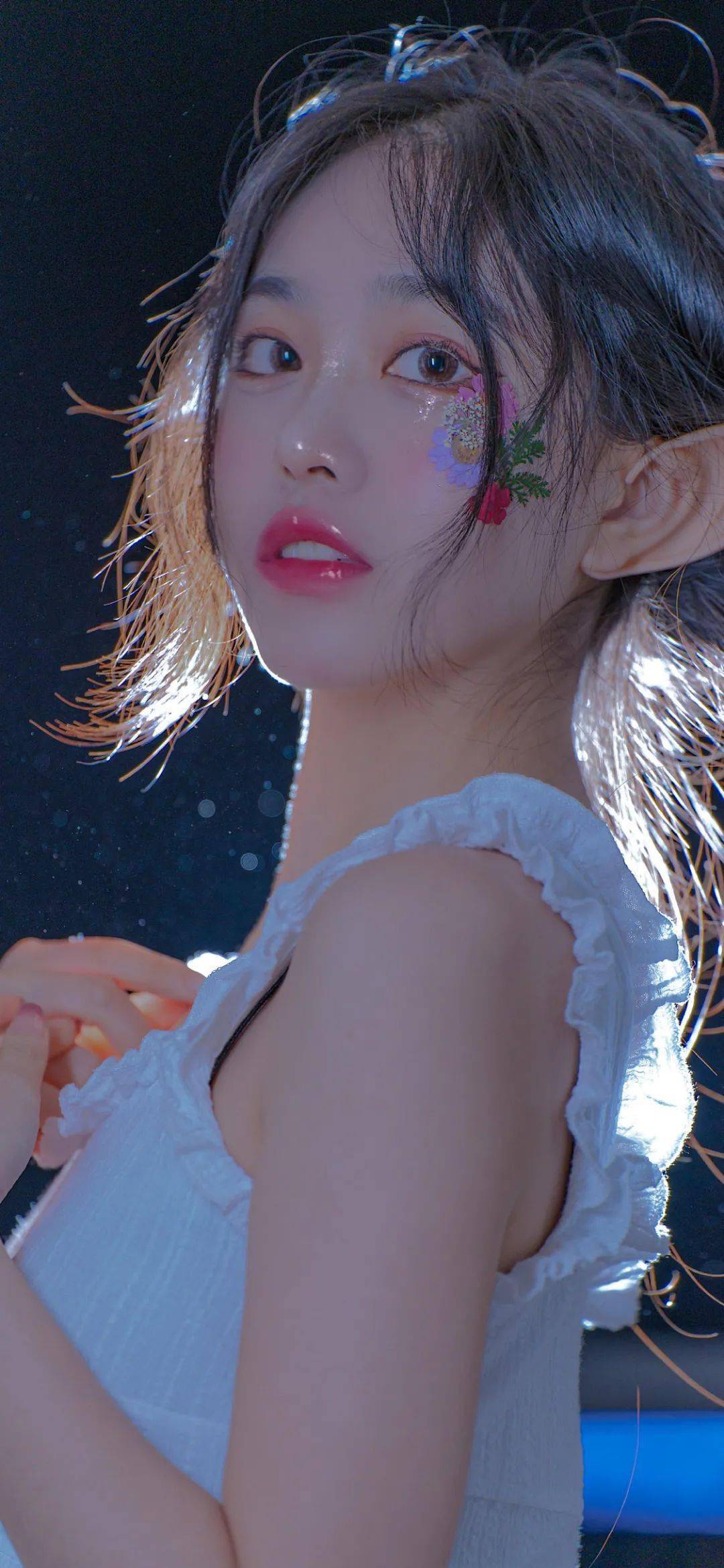 ӦϷǫ