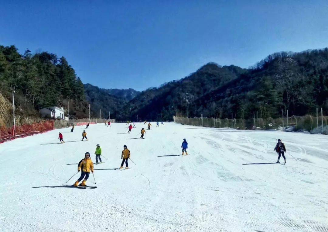 汉江源滑雪场图片