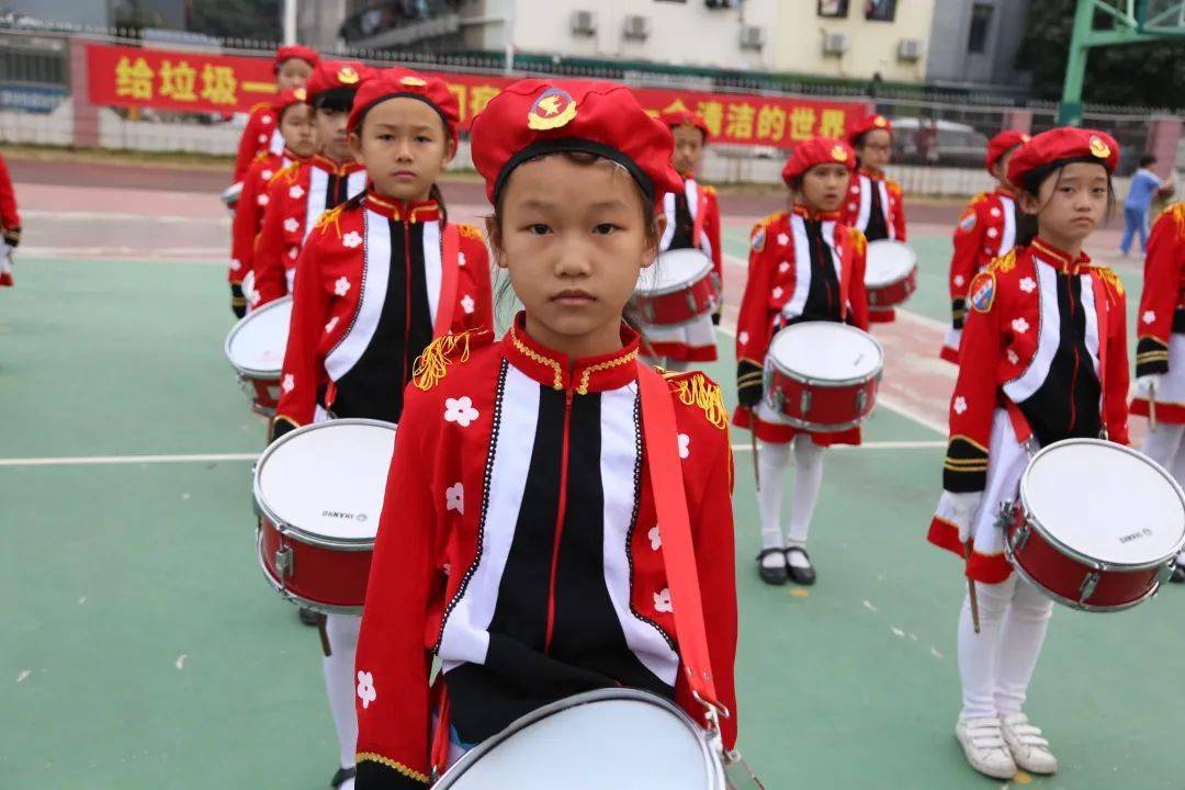 荷園奏樂上合小學鼓號隊風采