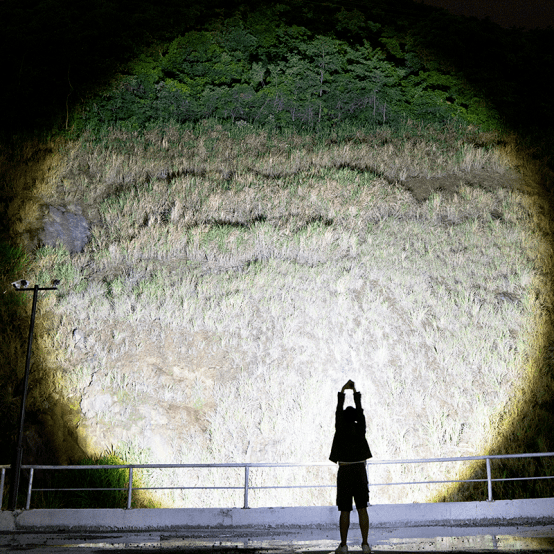 摄影人玩强光手电筒,应该知道的事情!