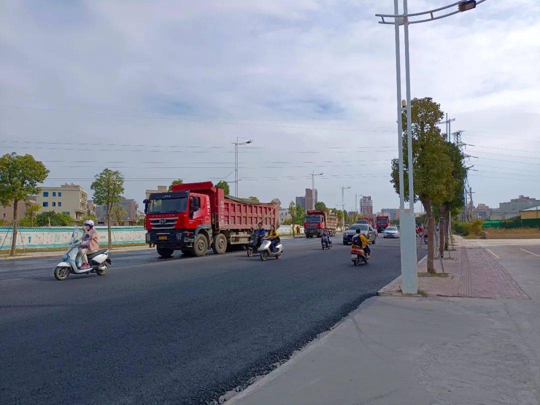 陆丰这条沿海公路铺上了沥青!_碣石