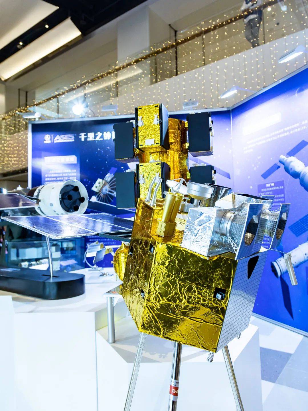 馆藏级航天珍品空降丽宝这个展不得了