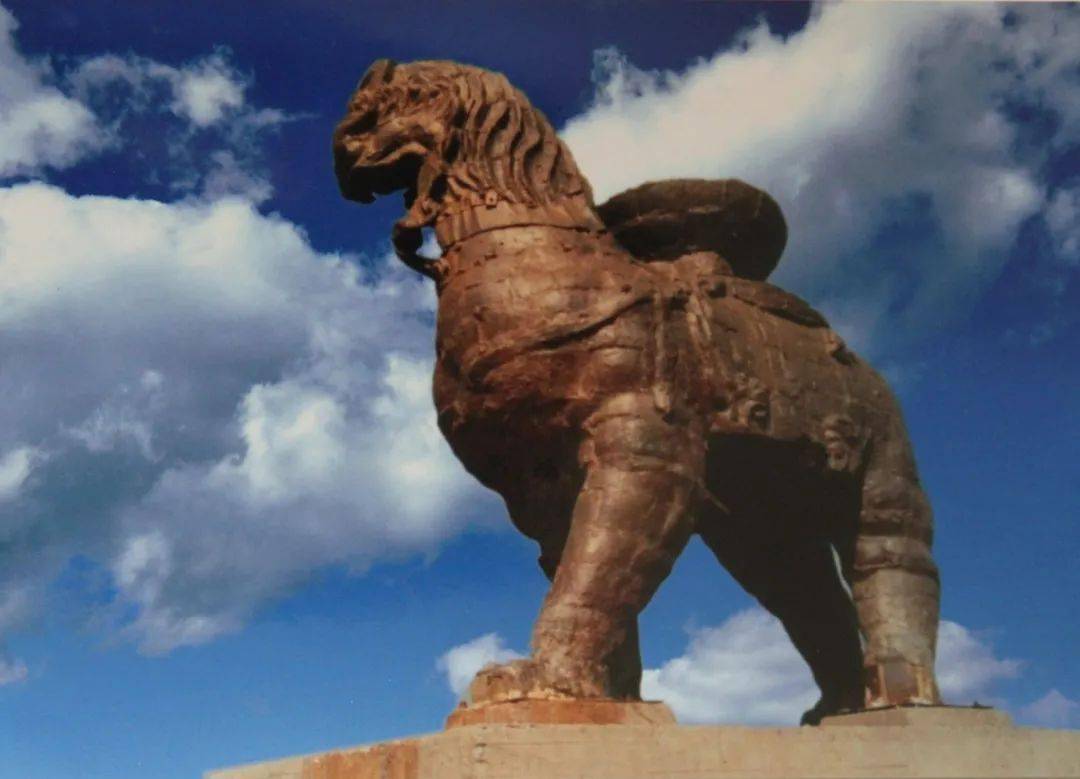 【运河古韵】千载悠悠,铁骨忠魂的沧州守护神_铁狮