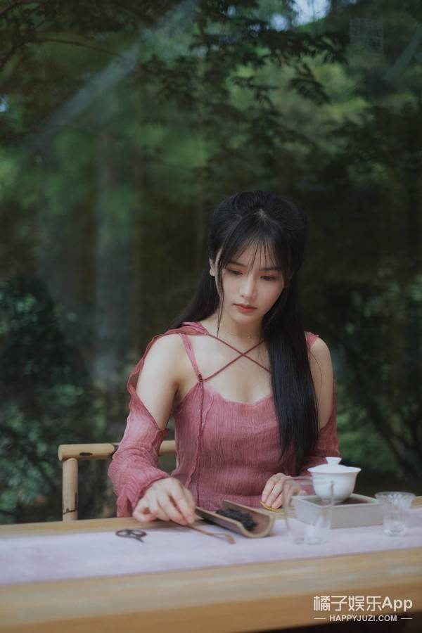 还记得古早网红南笙吗她的脸这是do了吗