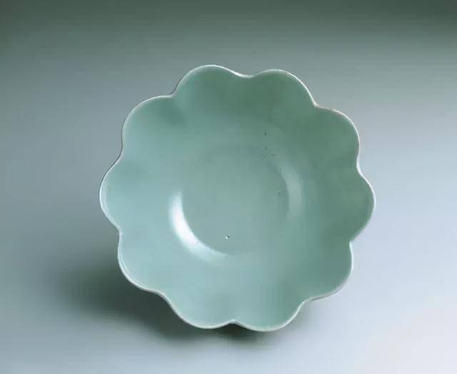 汝窑又名雨过天青