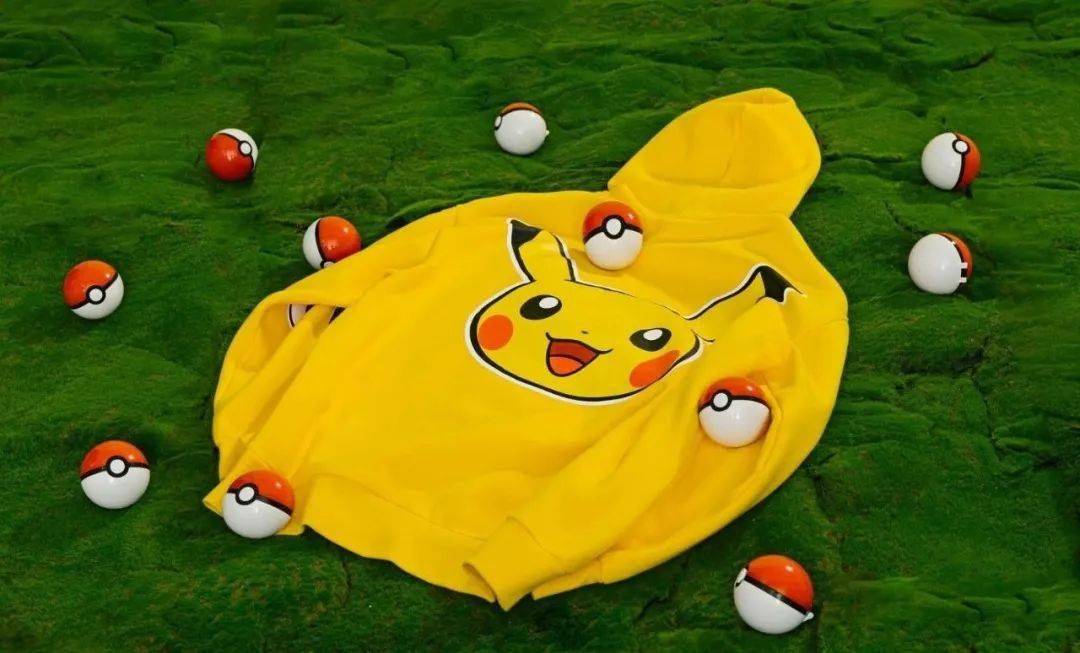 活动reshake皮卡丘联名限量款毛衣派送