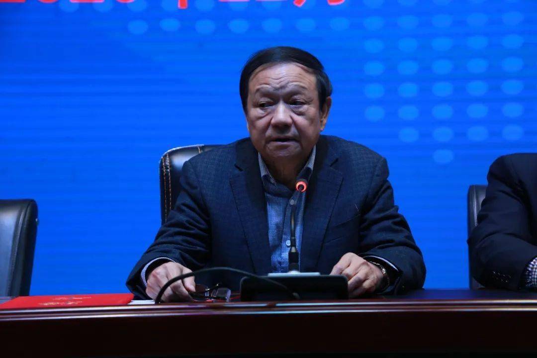 北京师范大学万宁附属中学12月份全体教师大会