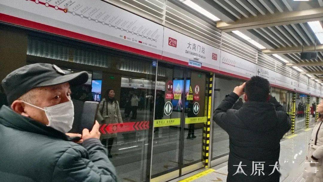 多图暴击开通首日小编带你逛太原地铁2号线禁带猫狗禁止吸烟