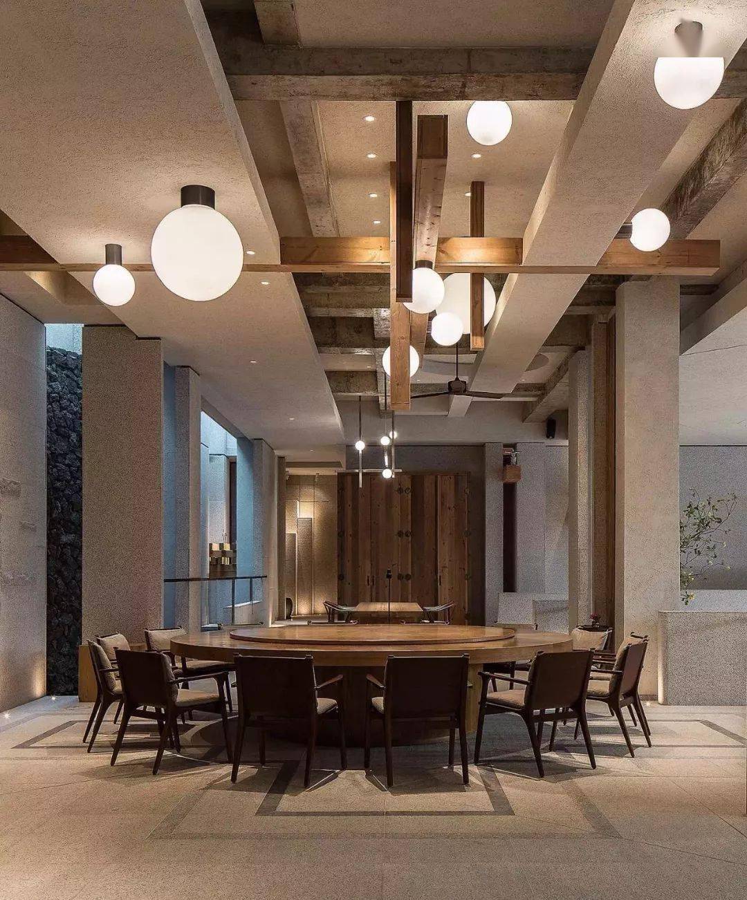 室内解构主义百科全书"而且汇集在一套项目里当然也是"全面致敬斯卡帕