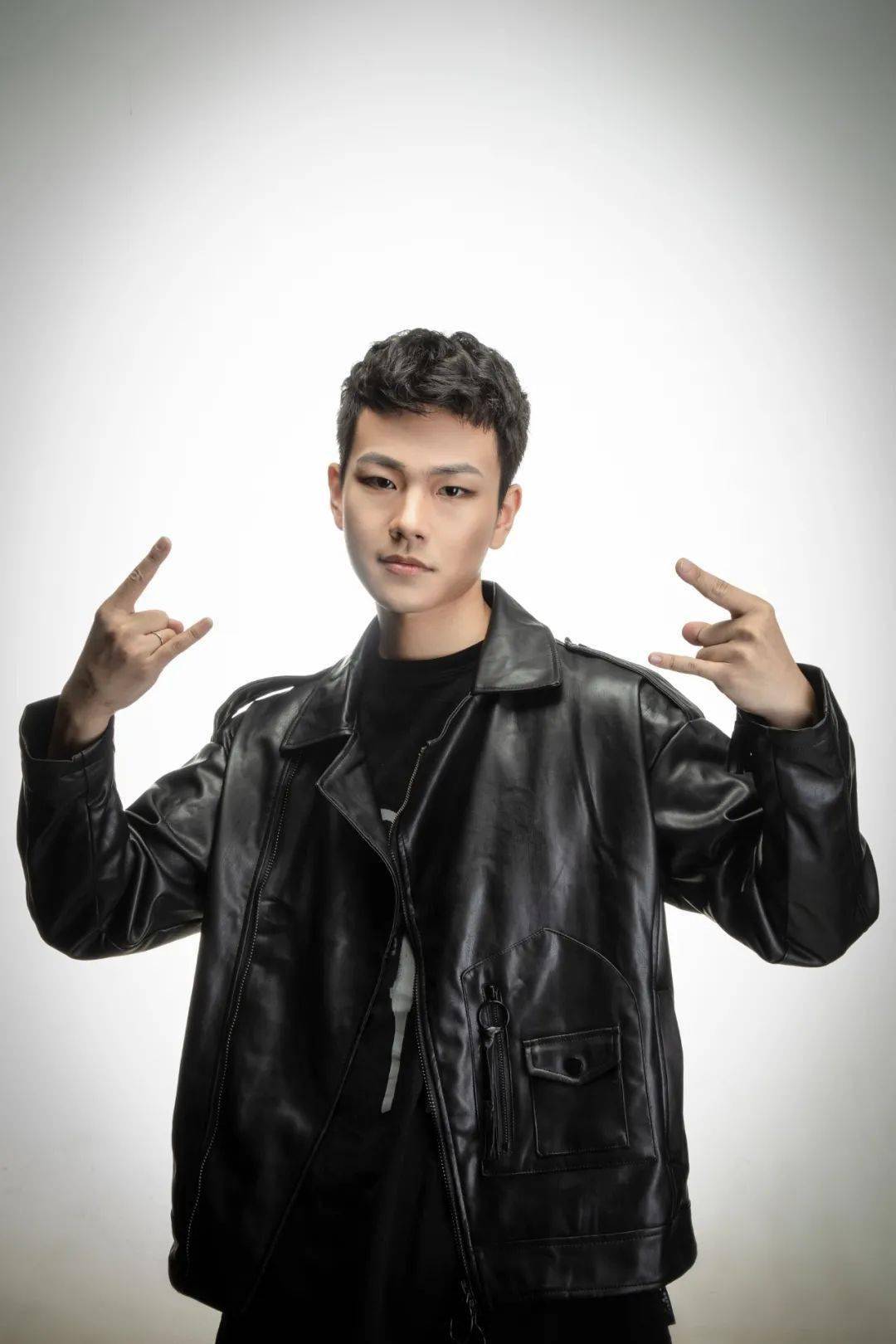 王典:时光飞逝,音乐剧《爱的季节》如约而至.