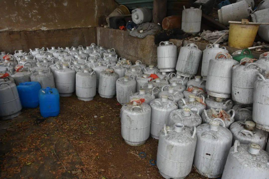 注意非法储存危化品会被拘留