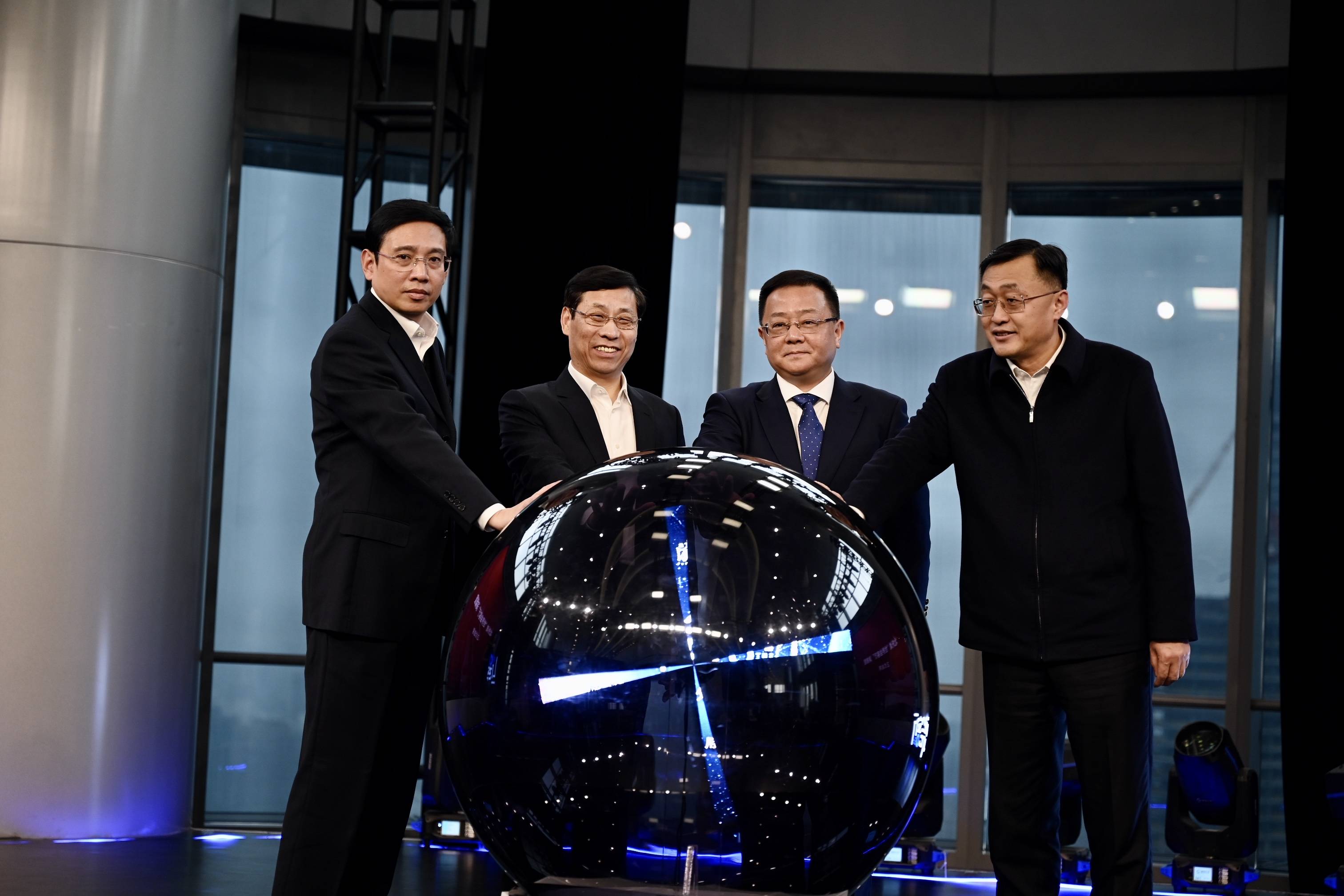 世界会客厅|北外滩"世界会客厅"演播室启动