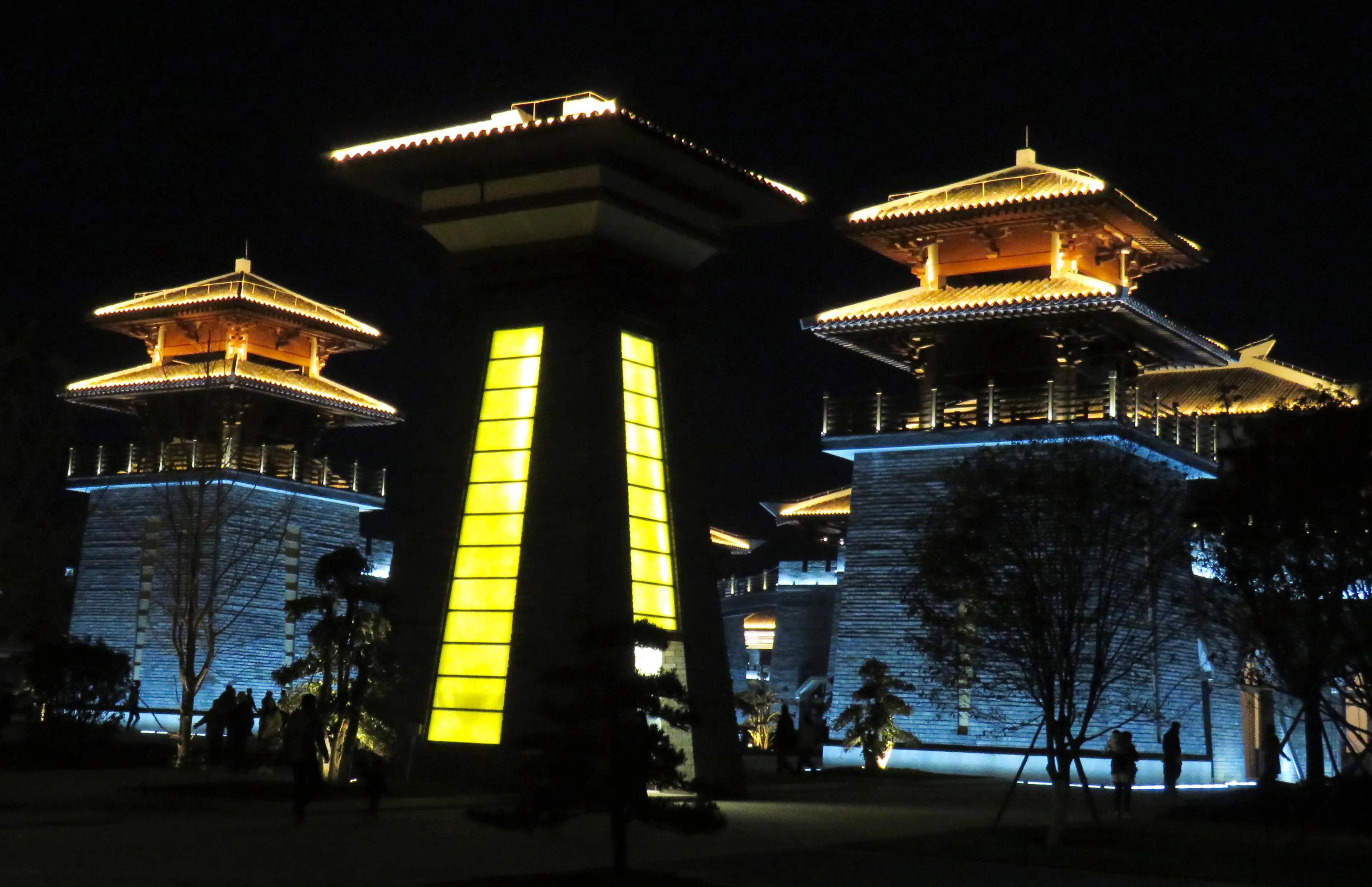 醉美陆良南境颐养小镇夜景【摄影作品】