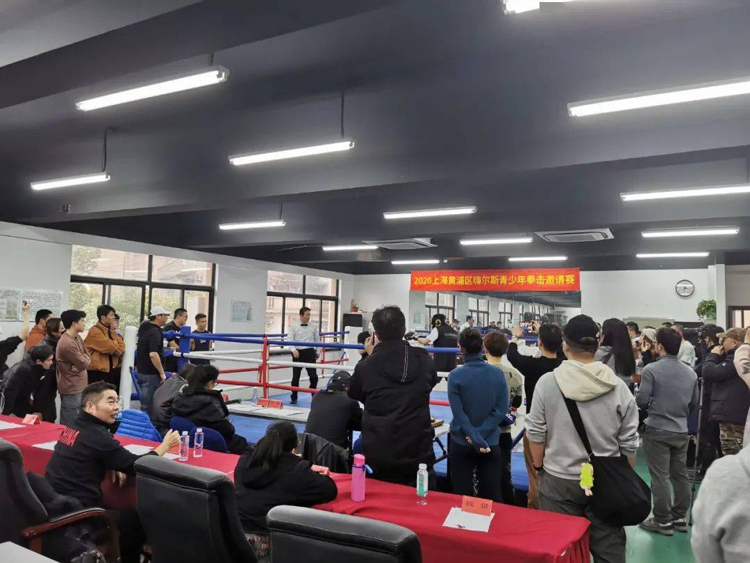 此次比赛最早由上海黄浦区嗨尔斯青少年体育俱乐部拳击教练郑沙坚发起