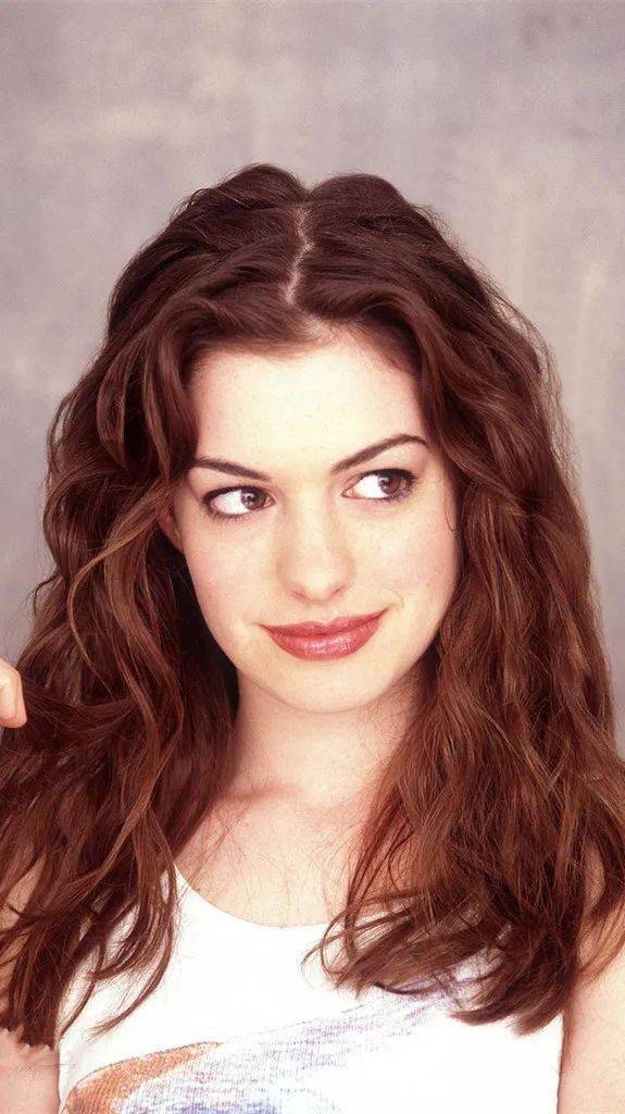 手机壁纸安妮海瑟薇